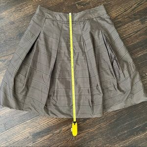 Gunex bubble hem brown glenn plaid pleated skirt. Made in Italy. Size 6.